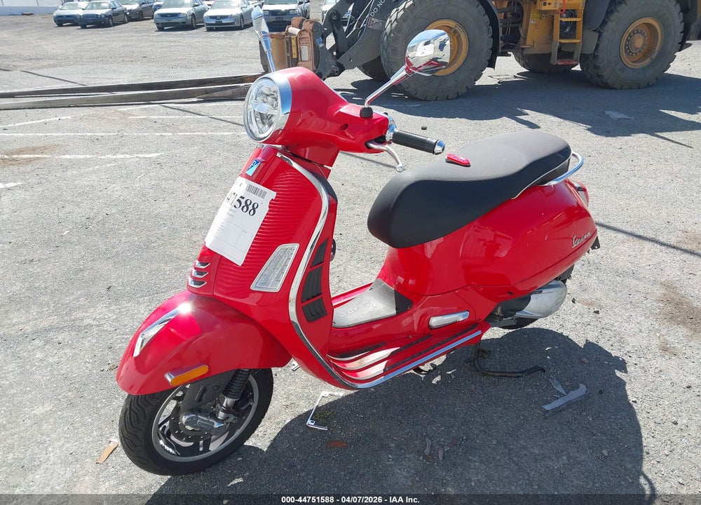2025 VESPA GTS/SEI GIORNI 300 VIN: ZAPMD39M5S5201863