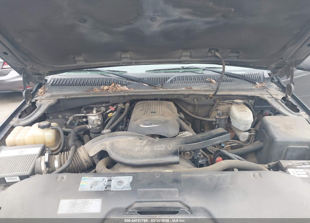 2003 CHEVROLET TAHOE LS VIN: 1GNEC13V43R203104