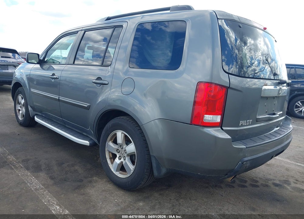 2009 HONDA PILOT EX-L VIN: 5FNYF486X9B032969