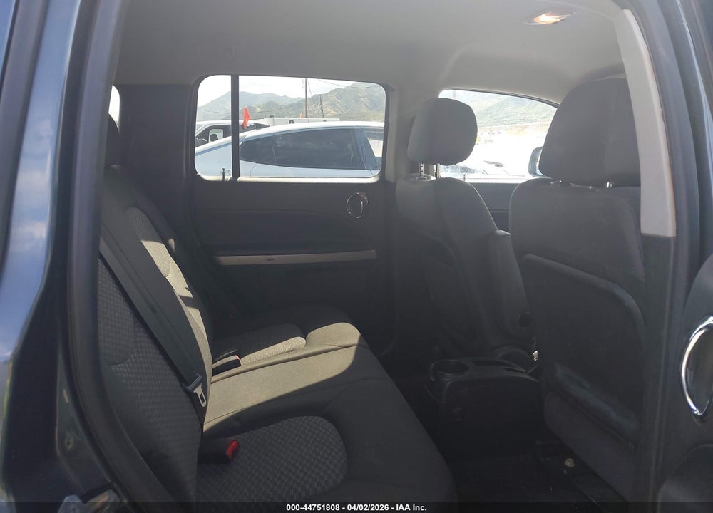 2011 CHEVROLET HHR LT VIN: 3GNBABFW9BS559613