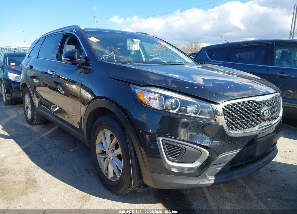 2017 KIA SORENTO 2.4L LX VIN: 5XYPG4A38HG294246