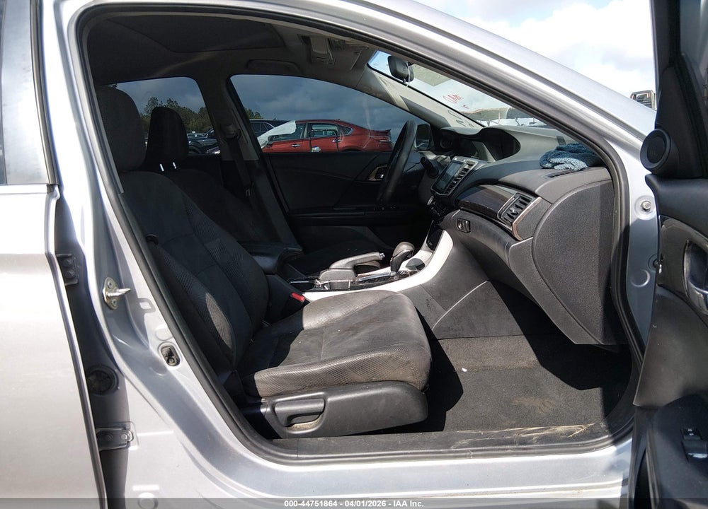 2017 HONDA ACCORD EX VIN: 1HGCR2F78HA045908