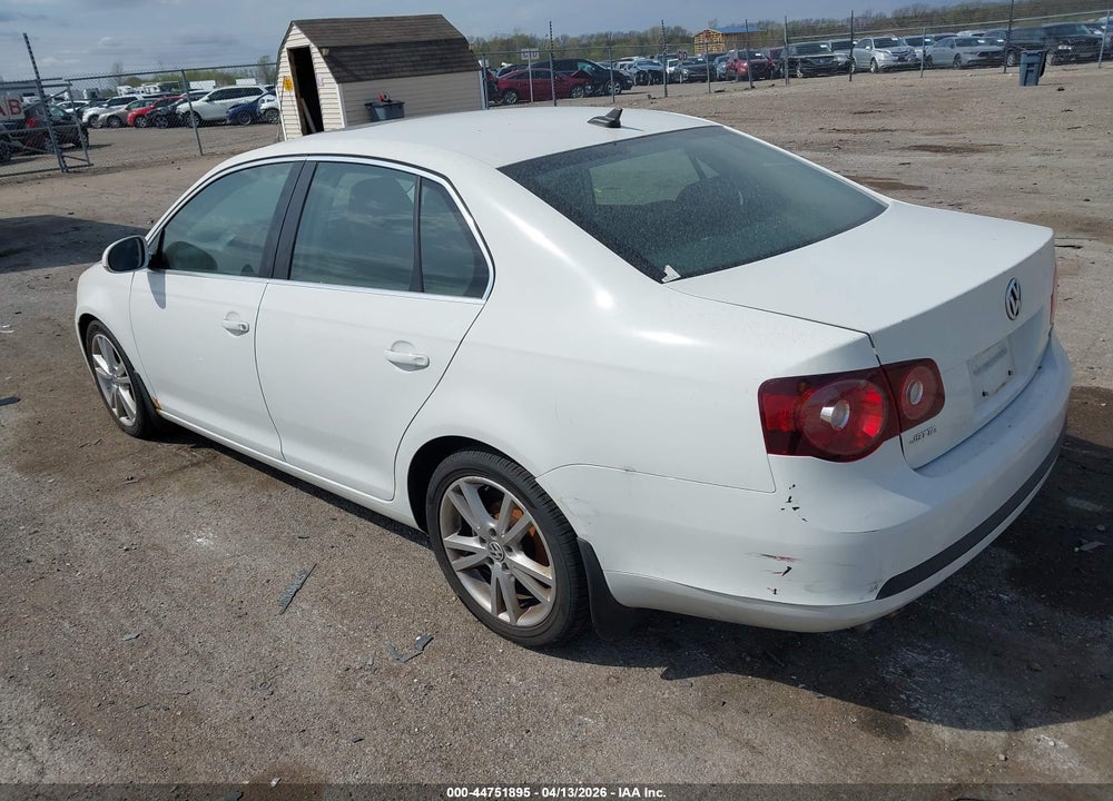 2009 VOLKSWAGEN JETTA TDI VIN: 3VWRL71K99M055030