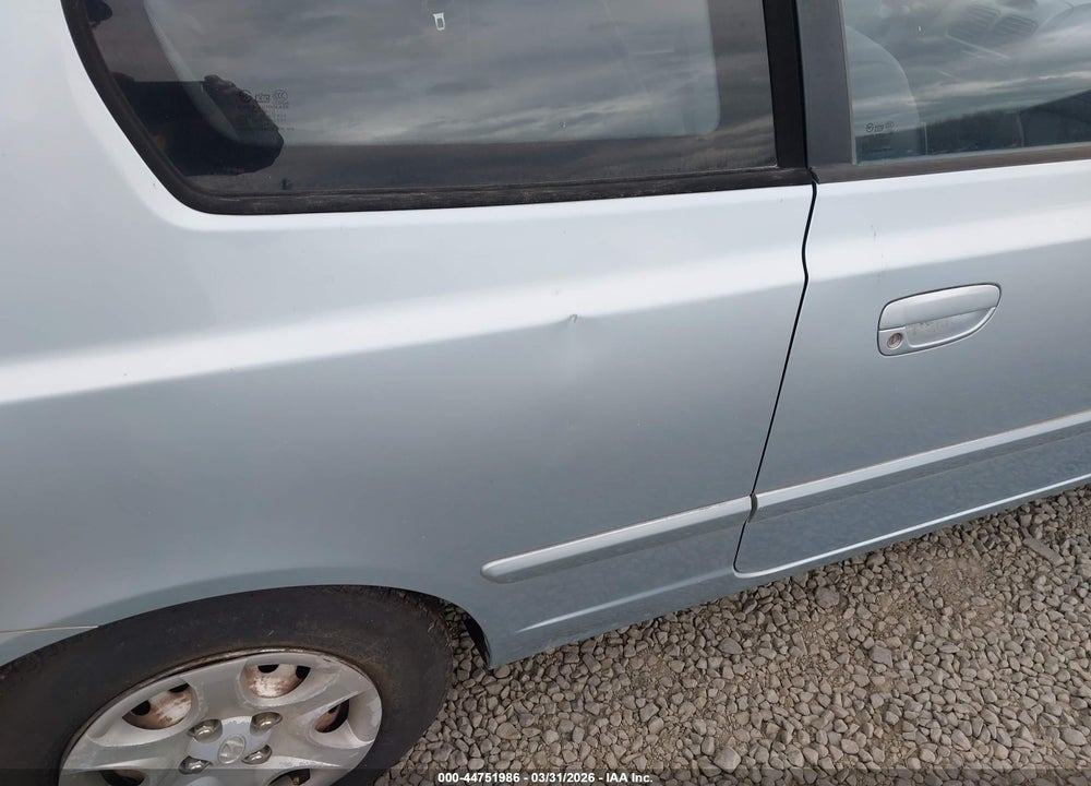 2005 HYUNDAI ACCENT GLS/GT VIN: KMHCG35C25U330683