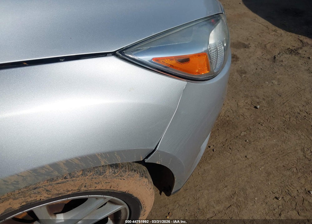 2018 FORD FOCUS SE VIN: 1FADP3K24JL207932