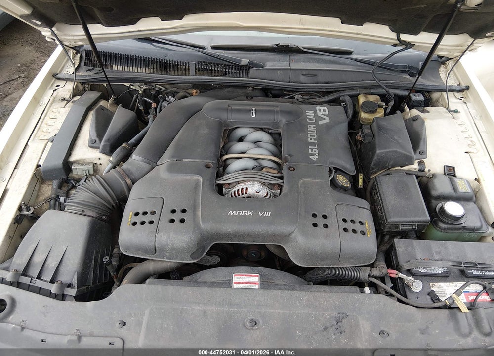 1995 LINCOLN MARK VIII LSC VIN: 1LNLM91V4SY604375