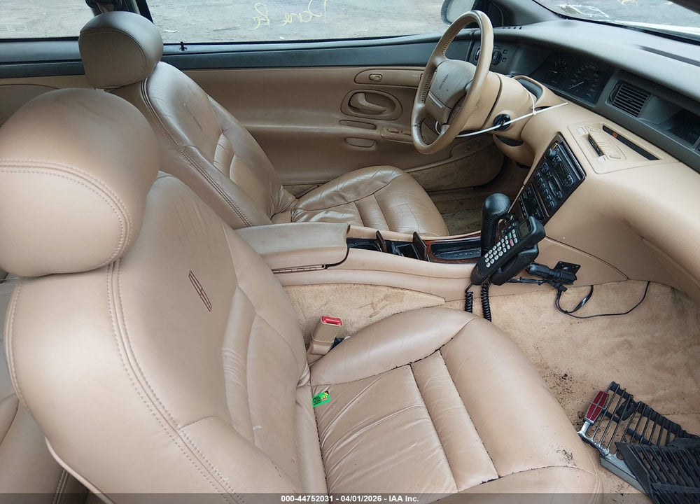1995 LINCOLN MARK VIII LSC VIN: 1LNLM91V4SY604375