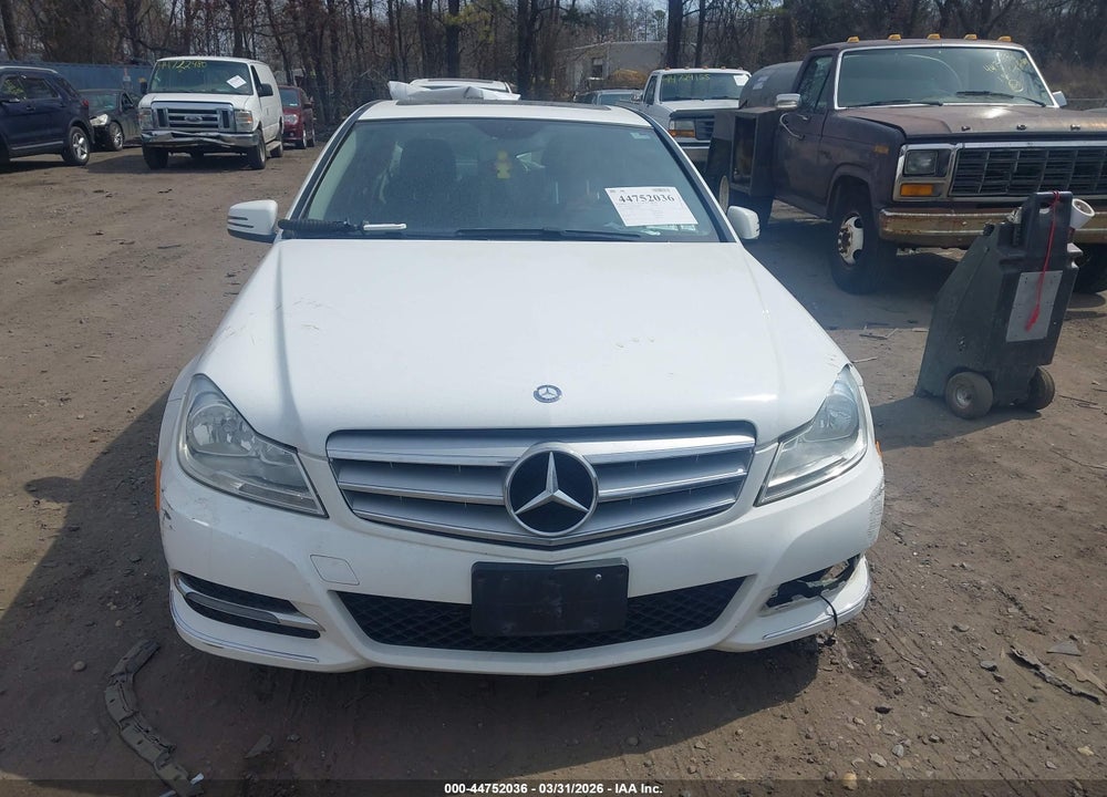 2013 MERCEDES-BENZ C 300 LUXURY 4MATIC VIN: WDDGF8AB1DR293023
