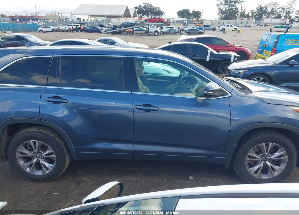 2016 TOYOTA HIGHLANDER LE PLUS V6 VIN: 5TDBKRFH3GS350203