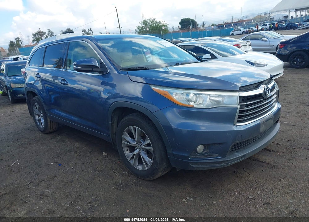 2016 TOYOTA HIGHLANDER LE PLUS V6 VIN: 5TDBKRFH3GS350203
