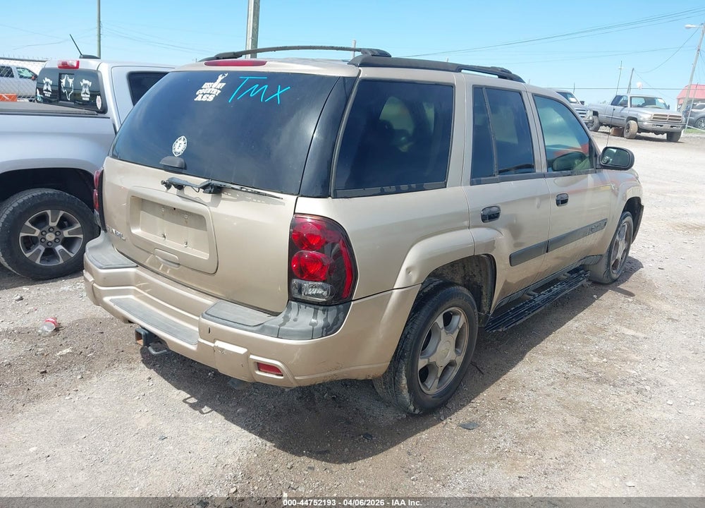 2004 CHEVROLET TRAILBLAZER LS VIN: 1GNDT13S642226766