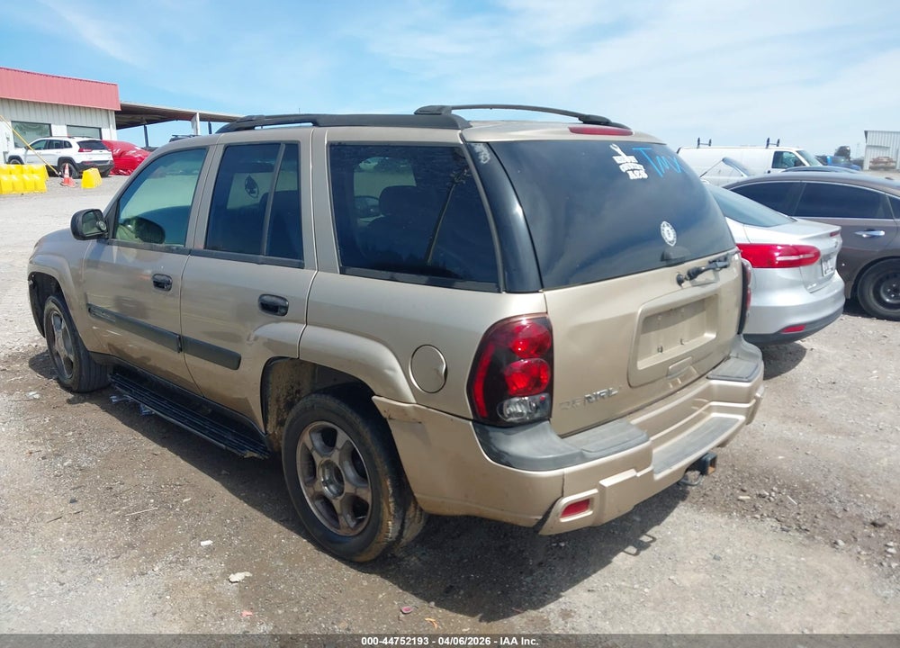 2004 CHEVROLET TRAILBLAZER LS VIN: 1GNDT13S642226766