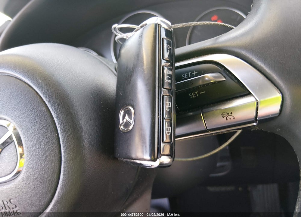 2019 MAZDA 3 PREFERRED PACKAGE VIN: 3MZBPADL3KM109340