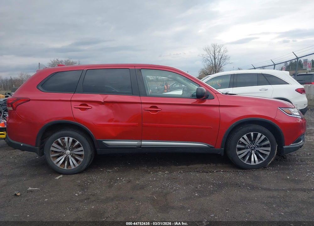 2019 MITSUBISHI OUTLANDER ES VIN: JA4AZ3A33KZ018408