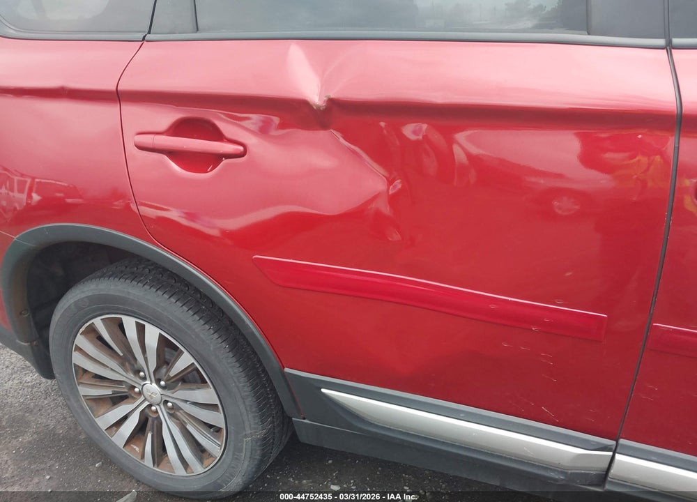 2019 MITSUBISHI OUTLANDER ES VIN: JA4AZ3A33KZ018408