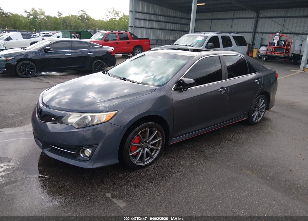 2014 TOYOTA CAMRY SE VIN: 4T1BF1FK5EU822830