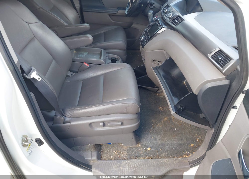 2016 HONDA ODYSSEY TOURING/TOURING ELITE VIN: 5FNRL5H96GB107743