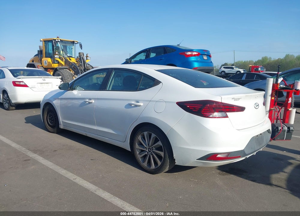 2019 HYUNDAI ELANTRA SE VIN: 5NPD74LF6KH435969