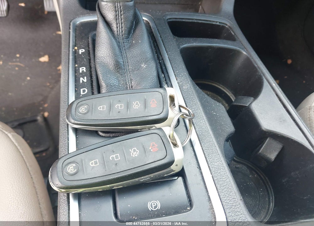 2018 FORD ESCAPE TITANIUM VIN: 1FMCU0J96JUC70029