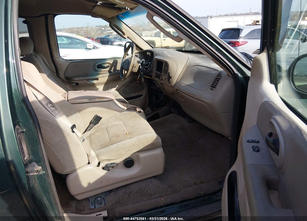2002 FORD F-150 XL/XLT VIN: 1FTRX17242NB01189
