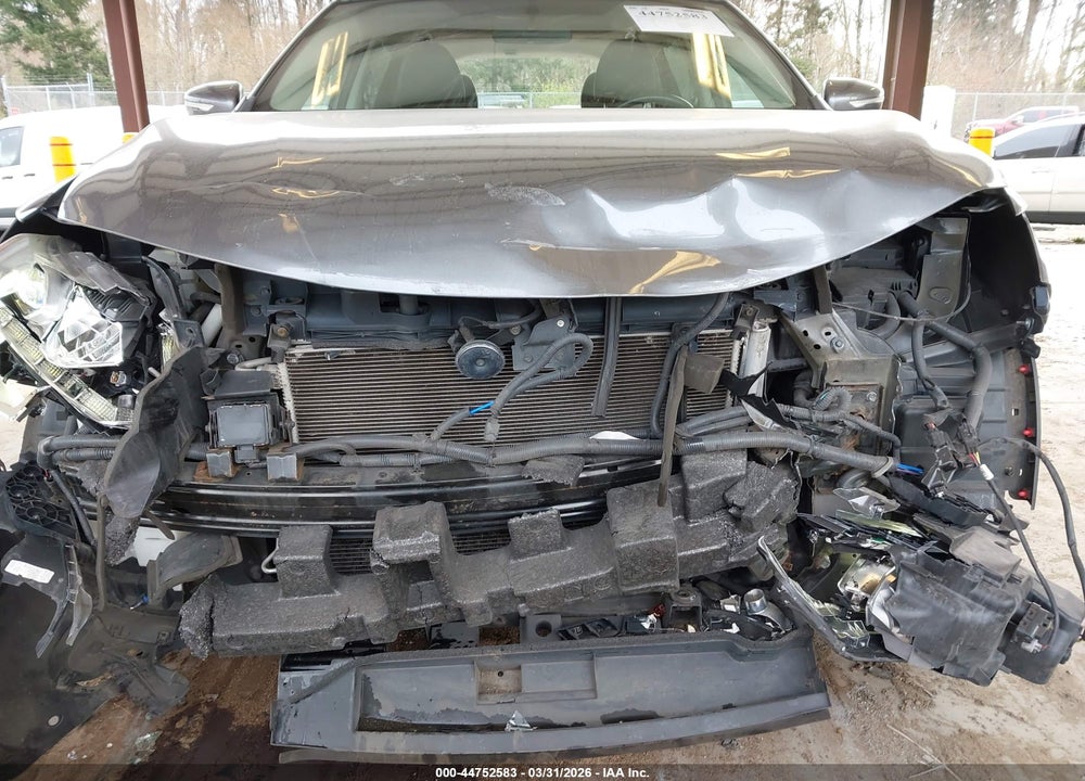 2015 NISSAN ROGUE SL VIN: 5N1AT2MV8FC763223
