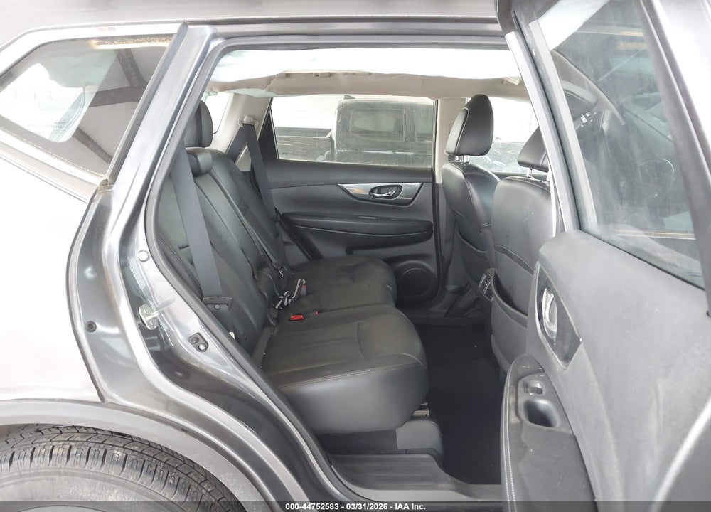 2015 NISSAN ROGUE SL VIN: 5N1AT2MV8FC763223