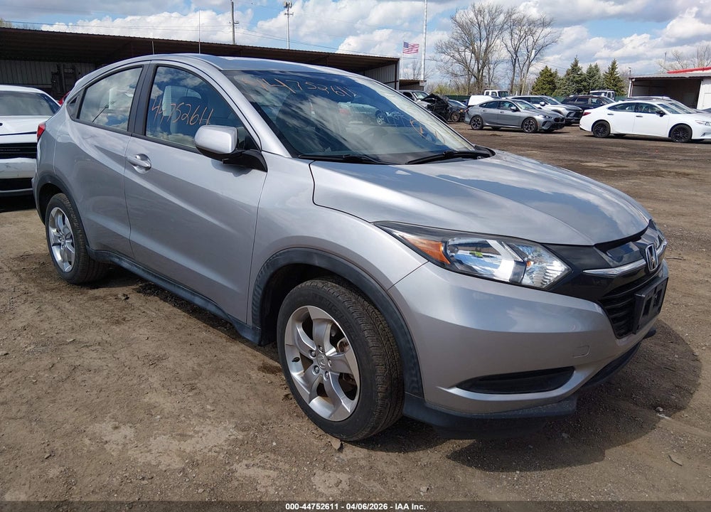 2018 HONDA HR-V LX VIN: 3CZRU6H3XJG723732