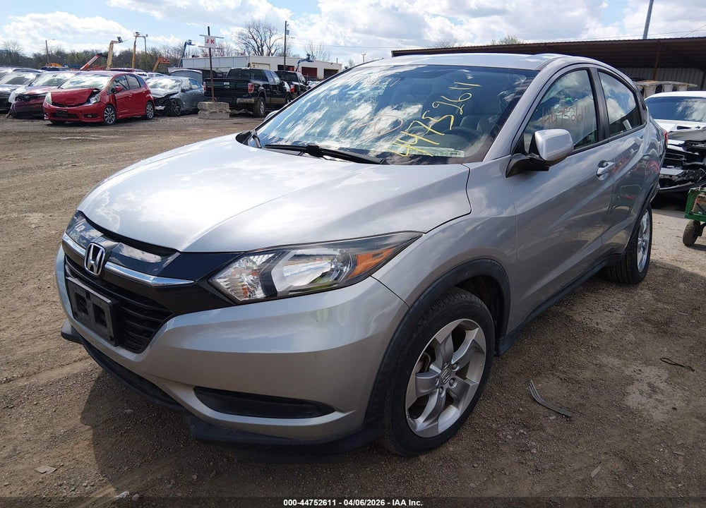 2018 HONDA HR-V LX VIN: 3CZRU6H3XJG723732