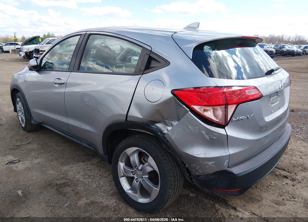 2018 HONDA HR-V LX VIN: 3CZRU6H3XJG723732