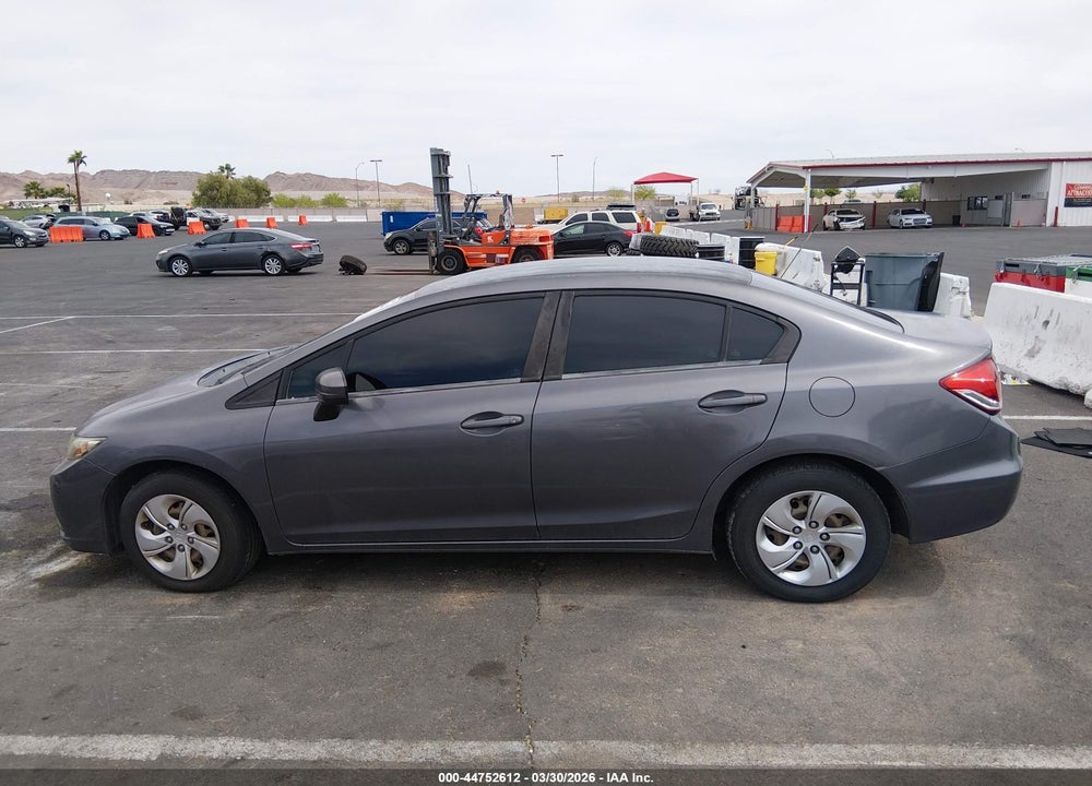 2015 HONDA CIVIC LX VIN: 2HGFB2F53FH530780