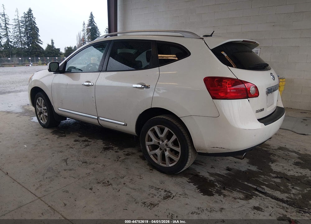 2013 NISSAN ROGUE SV W/SL PKG VIN: JN8AS5MT1DW004789