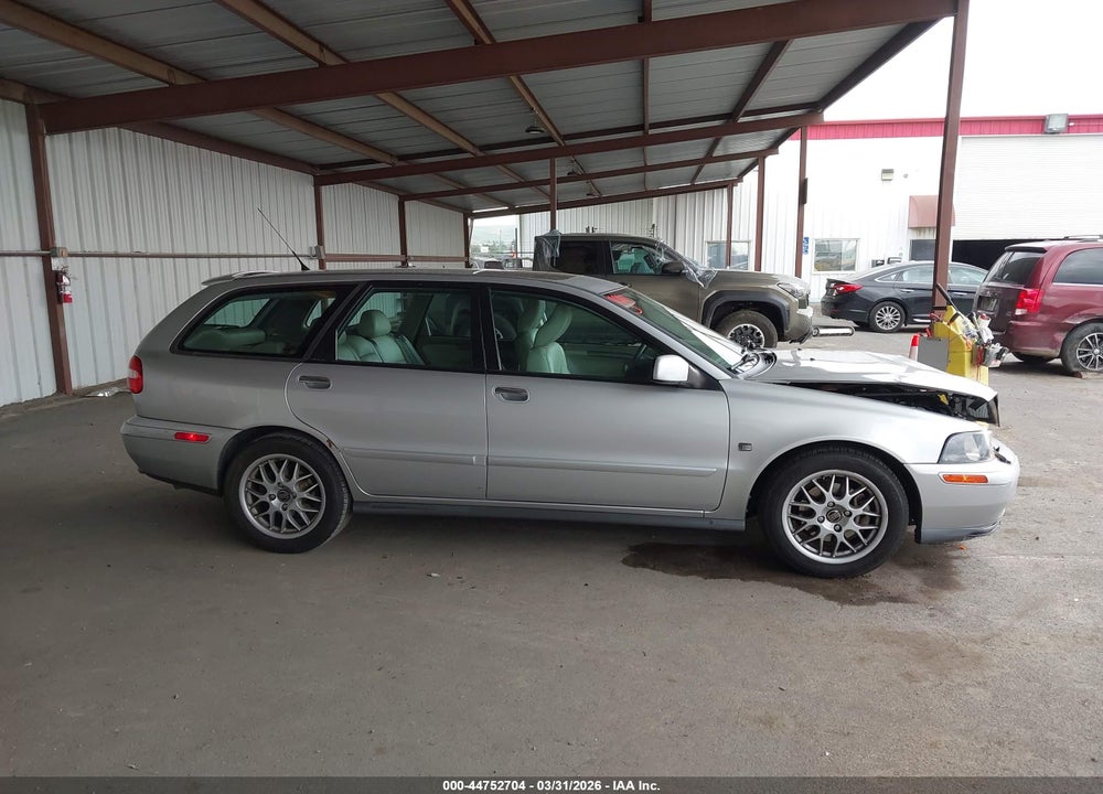 2004 VOLVO V40 A/LSE VIN: YV1VW27594F061796