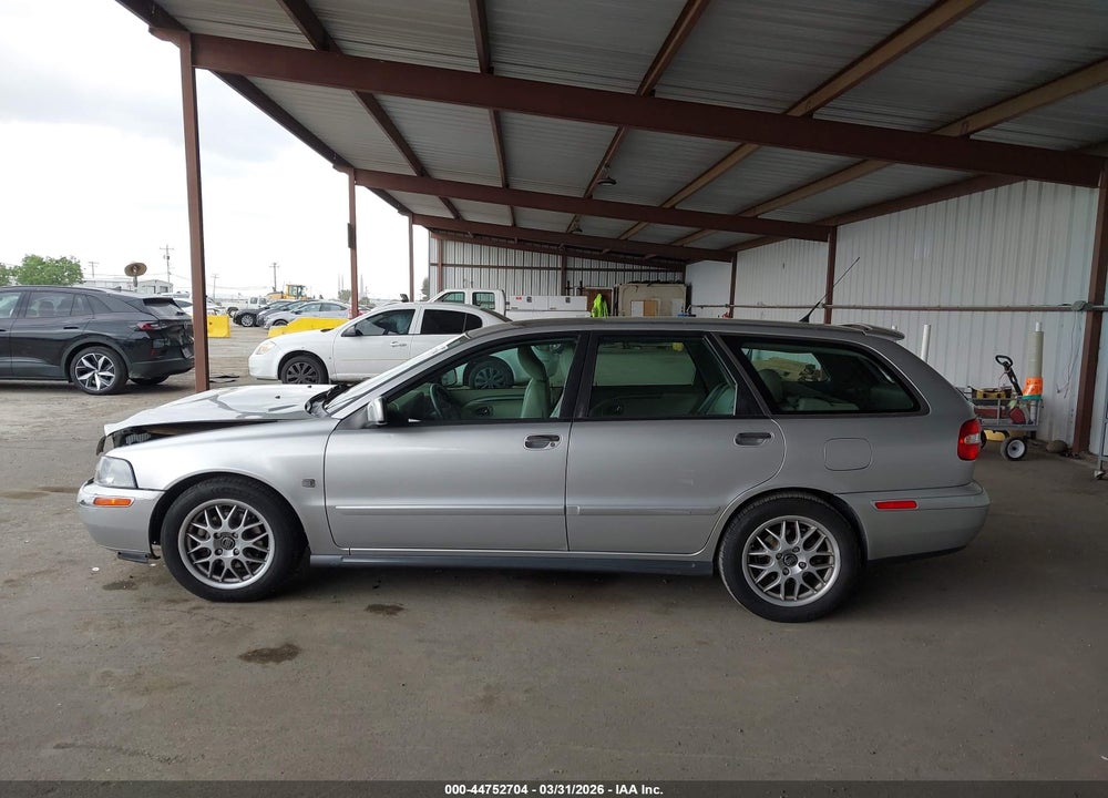 2004 VOLVO V40 A/LSE VIN: YV1VW27594F061796