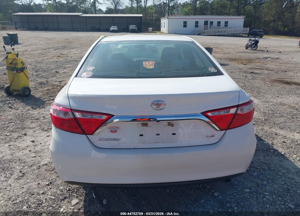 2017 TOYOTA CAMRY LE VIN: 4T1BF1FK0HU395125