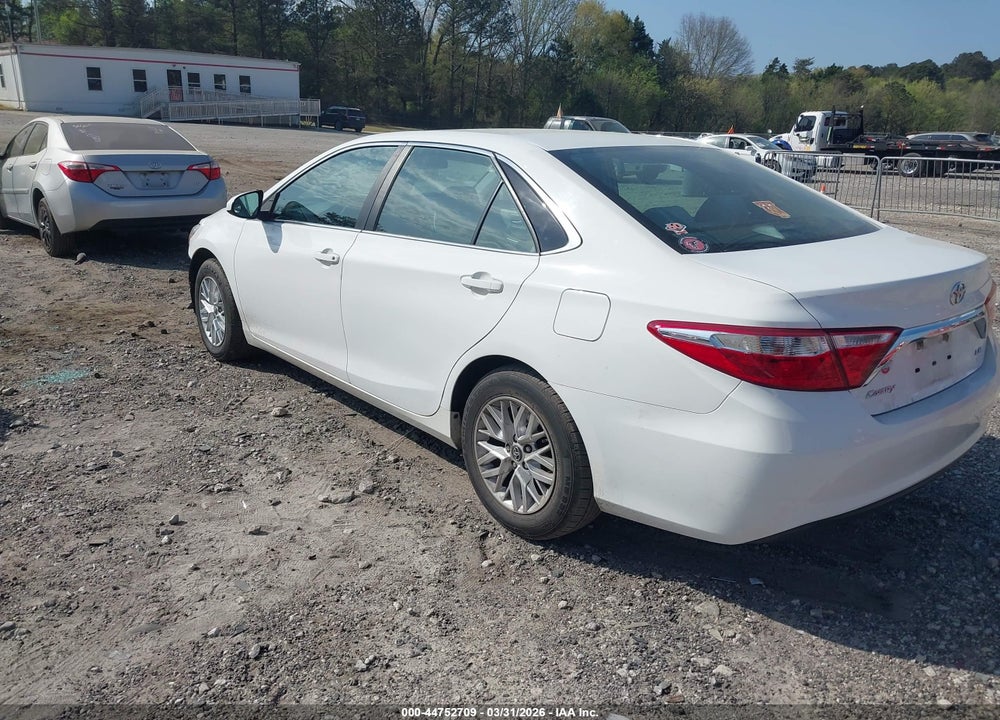 2017 TOYOTA CAMRY LE VIN: 4T1BF1FK0HU395125