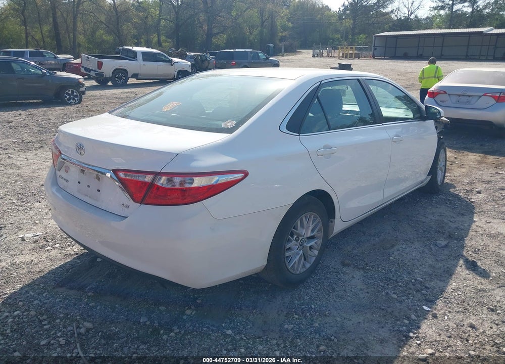 2017 TOYOTA CAMRY LE VIN: 4T1BF1FK0HU395125