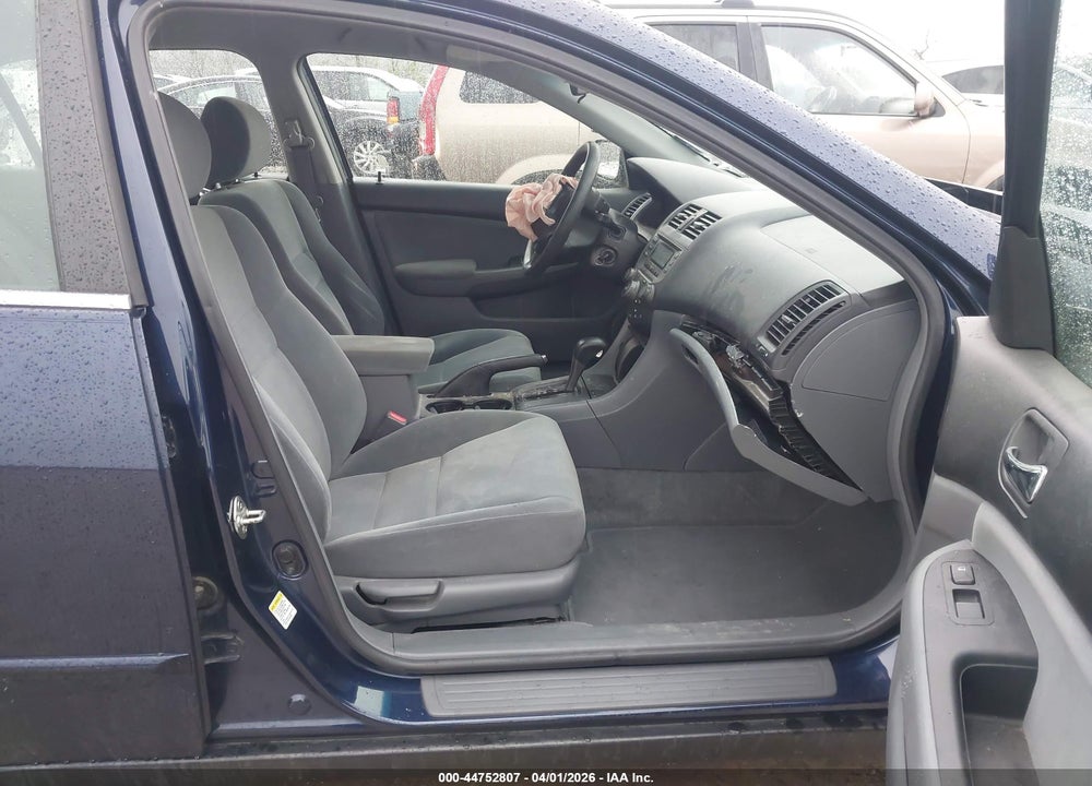 2007 HONDA ACCORD 2.4 LX VIN: 1HGCM56447A029029