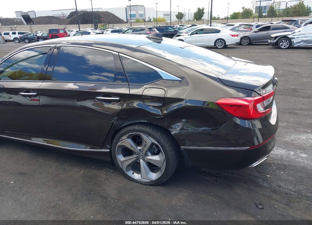 2018 HONDA ACCORD TOURING VIN: 1HGCV1F93JA038927