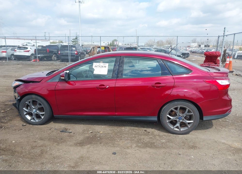 2013 FORD FOCUS SE VIN: 1FADP3F26DL188640