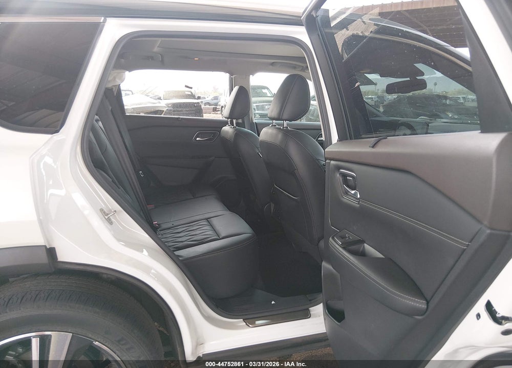 2021 NISSAN ROGUE PLATINUM FWD VIN: JN8AT3DC5MW104735