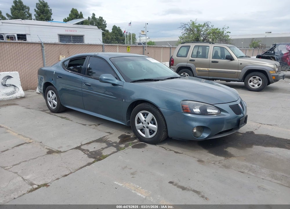2007 PONTIAC GRAND PRIX VIN: 2G2WP552471129827