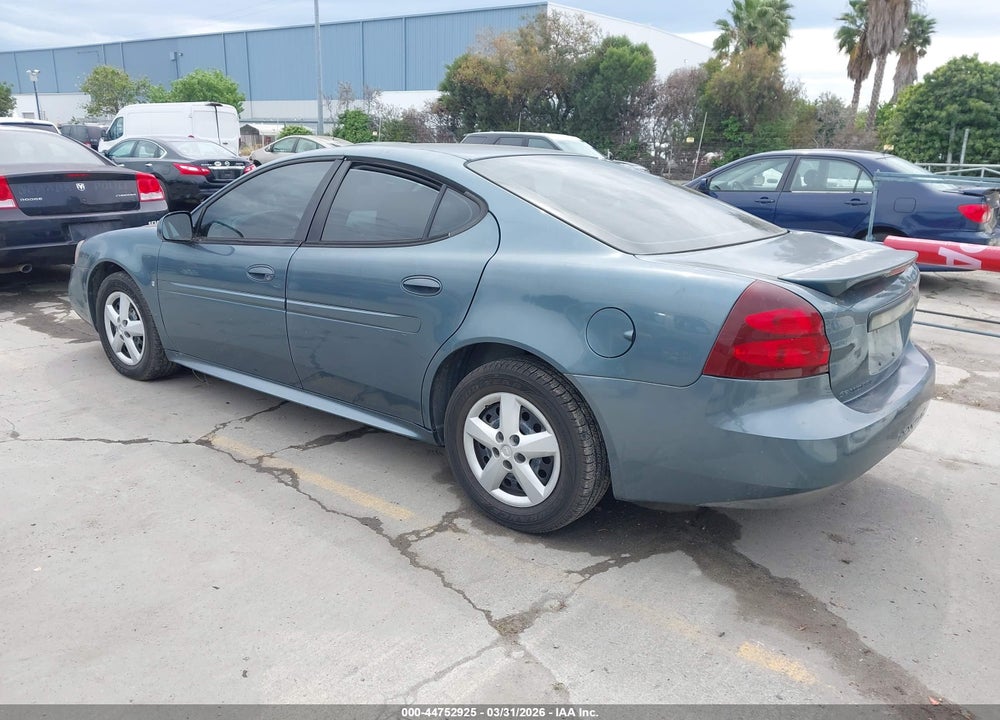 2007 PONTIAC GRAND PRIX VIN: 2G2WP552471129827