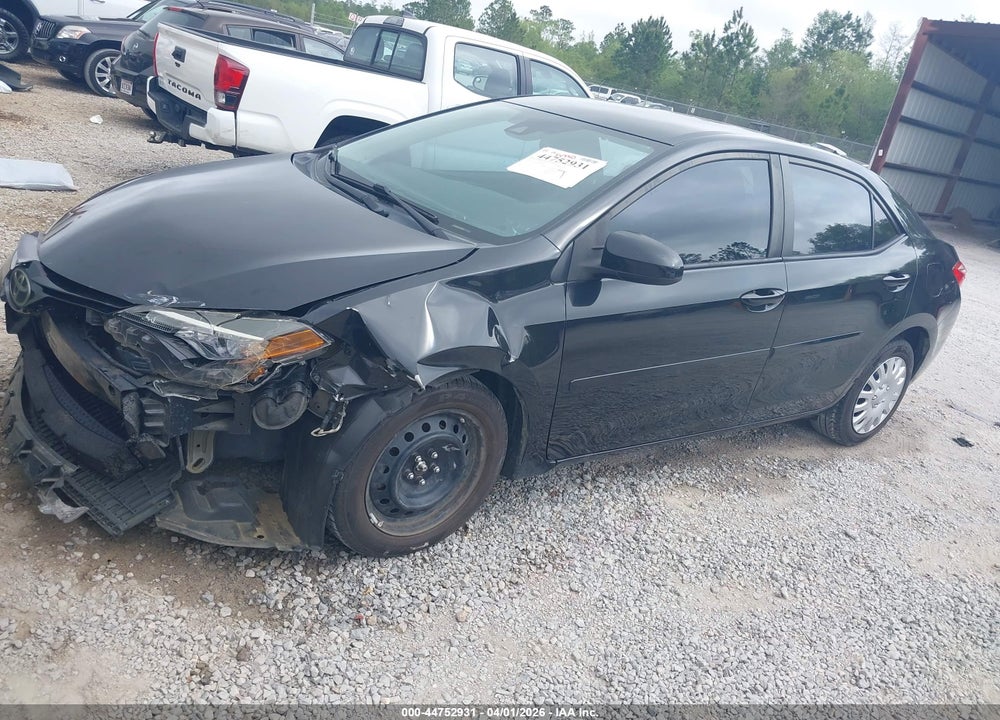 2017 TOYOTA COROLLA LE VIN: 5YFBURHE5HP576010