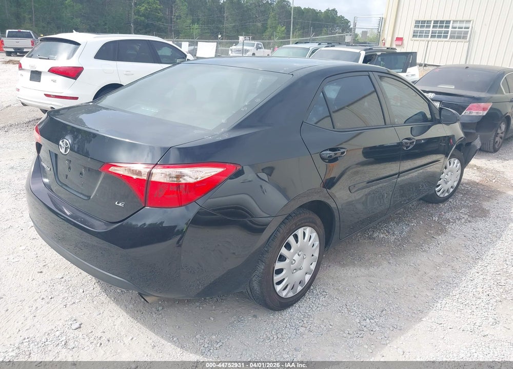 2017 TOYOTA COROLLA LE VIN: 5YFBURHE5HP576010