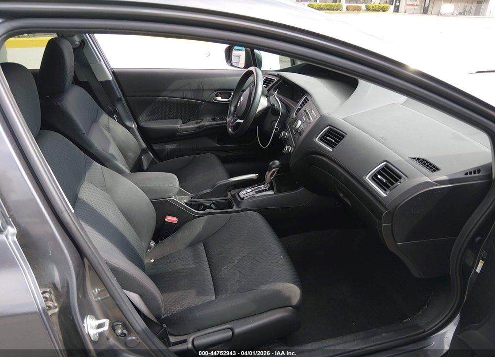 2015 HONDA CIVIC LX VIN: 2HGFB2F5XFH565414