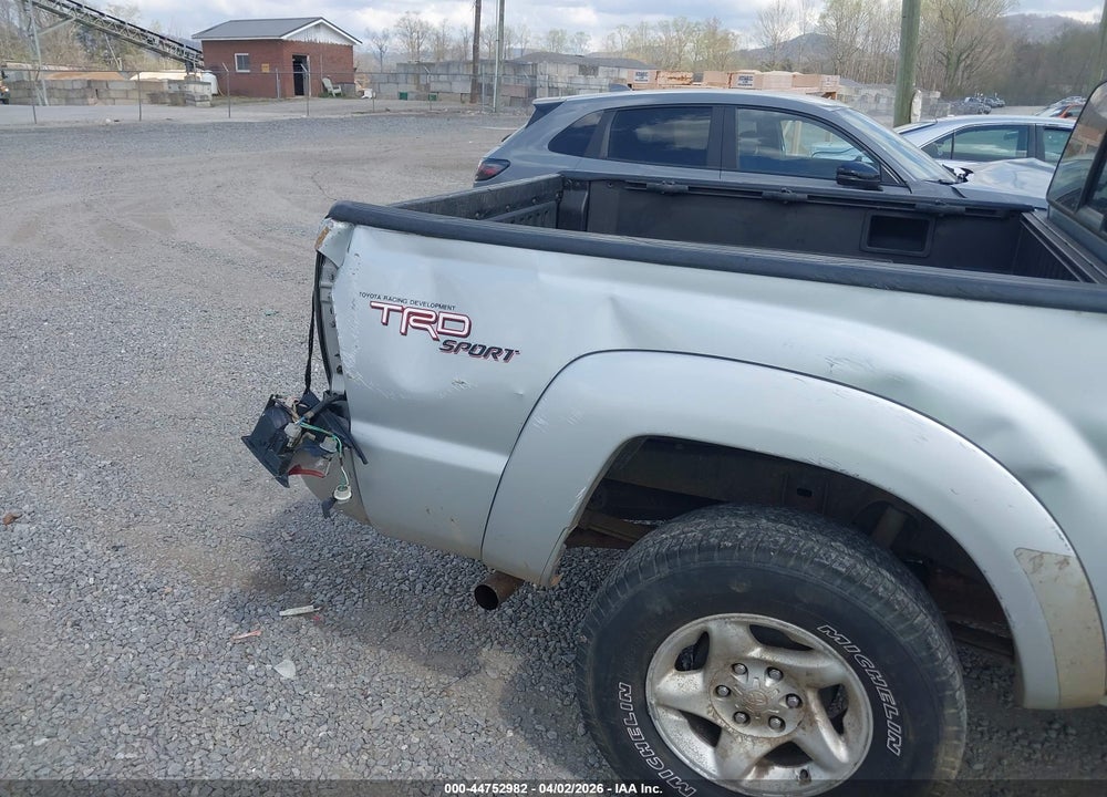 2008 TOYOTA TACOMA BASE V6 VIN: 3TMLU42N58M018083