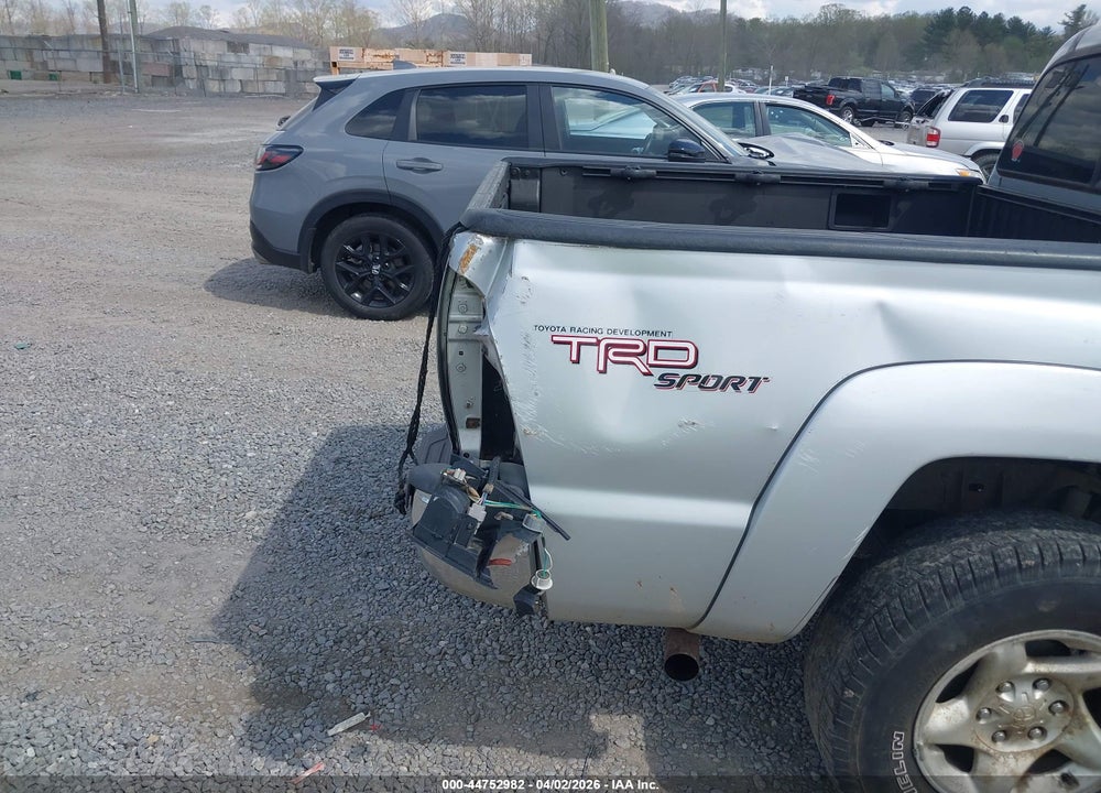 2008 TOYOTA TACOMA BASE V6 VIN: 3TMLU42N58M018083
