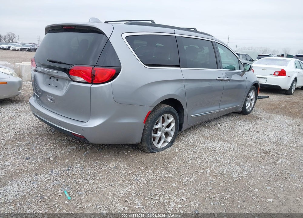 2017 CHRYSLER PACIFICA TOURING-L VIN: 2C4RC1BG9HR507754