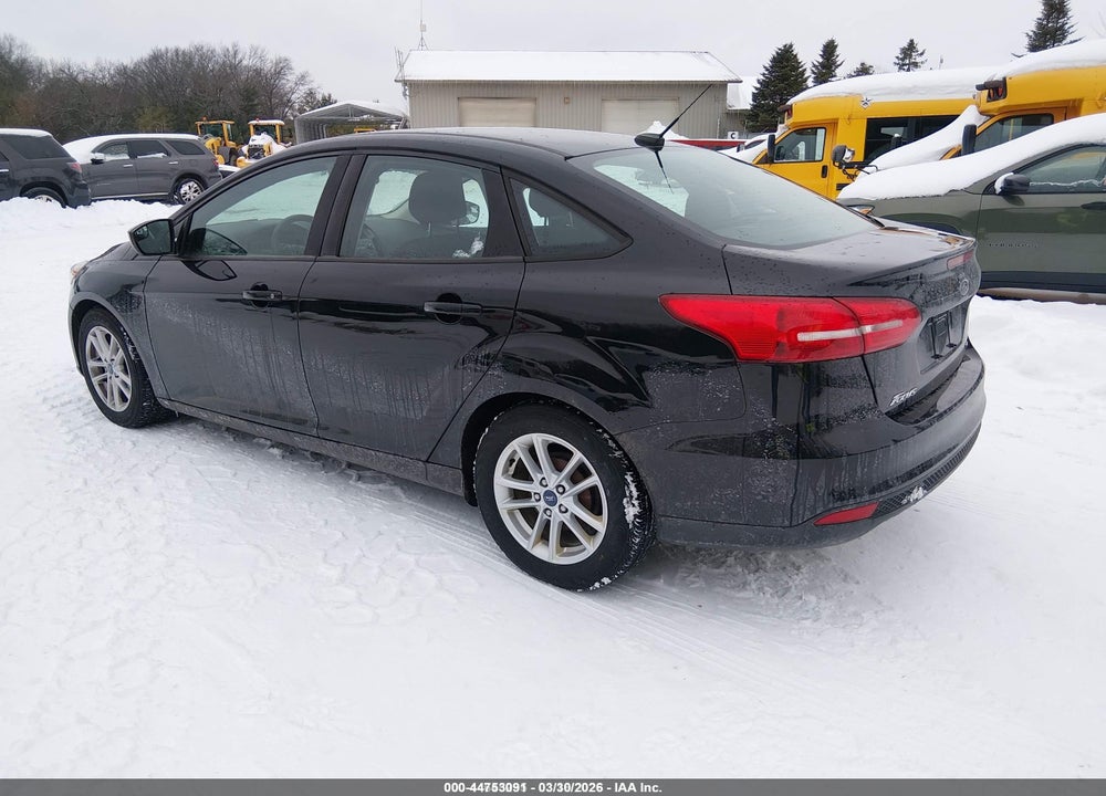 2018 FORD FOCUS SE VIN: 1FADP3F25JL327393