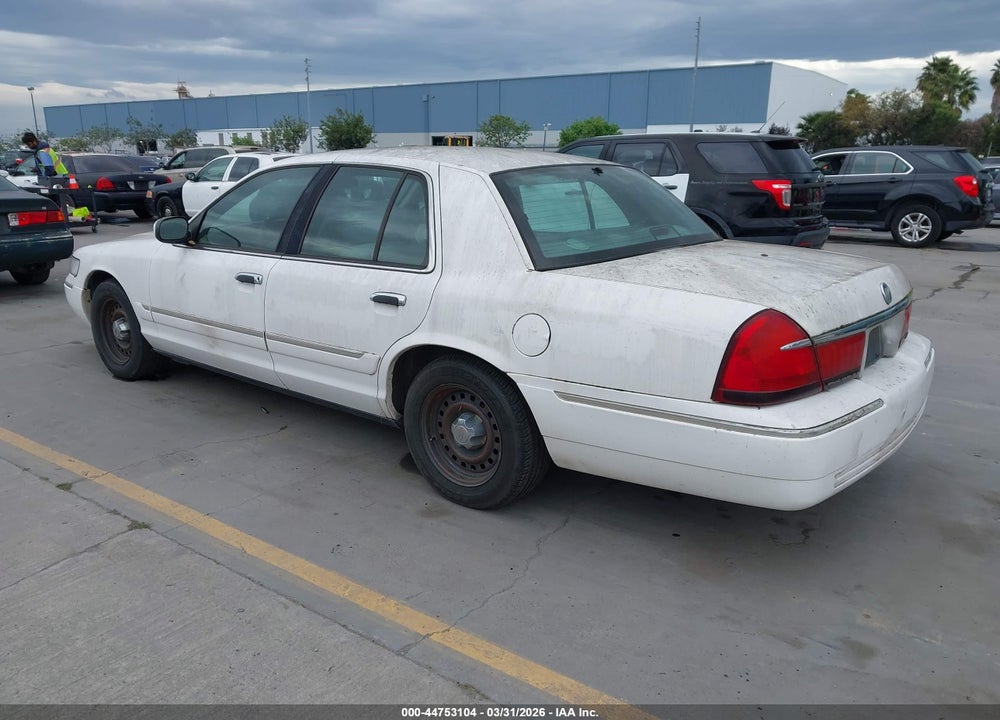2000 MERCURY GRAND MARQUIS GS VIN: 2MEFM74W9YX611629